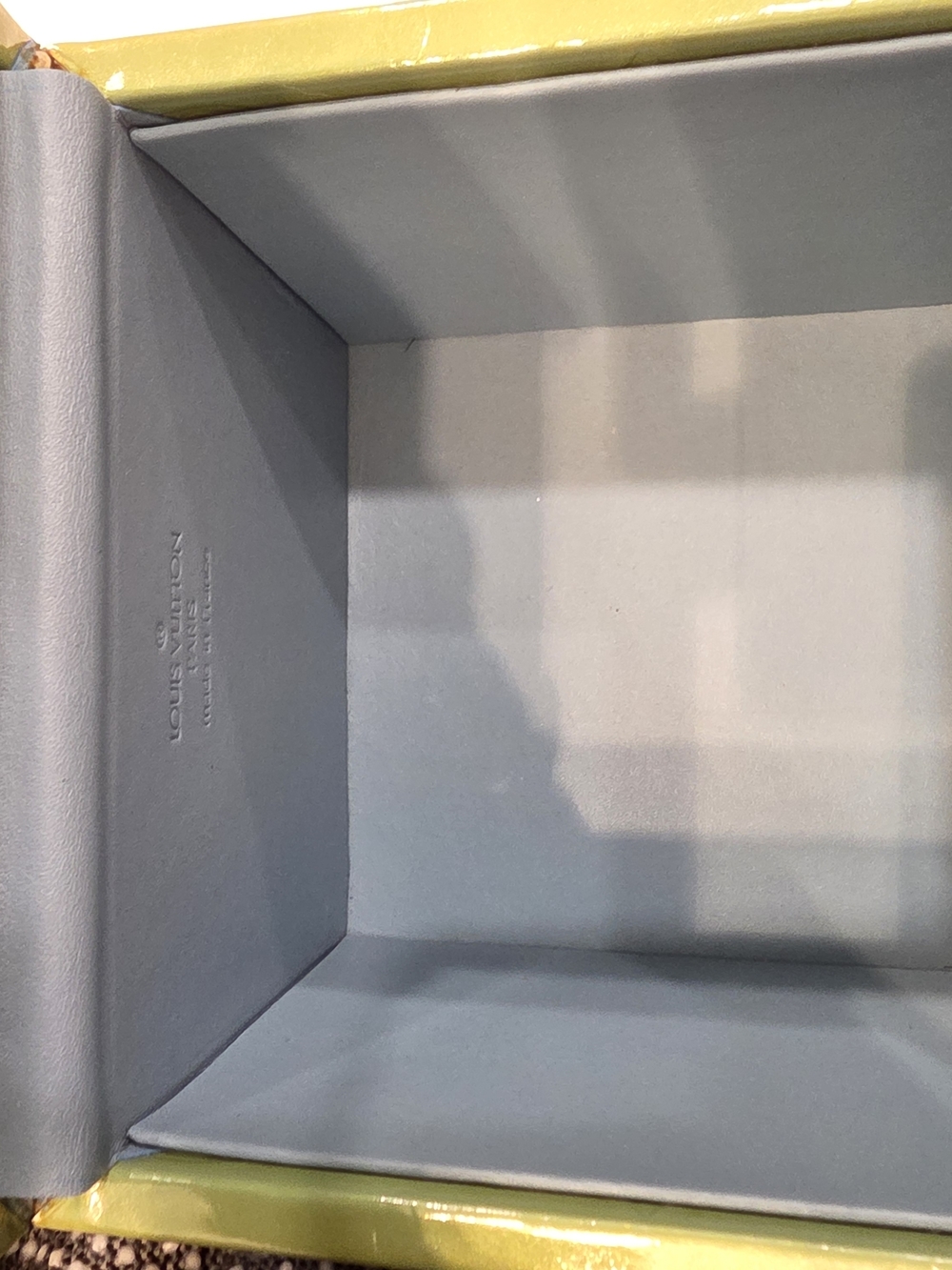 Louis Vuitton Green Monogram Vernis Leather Bleecker Box - Picture 16 of 17